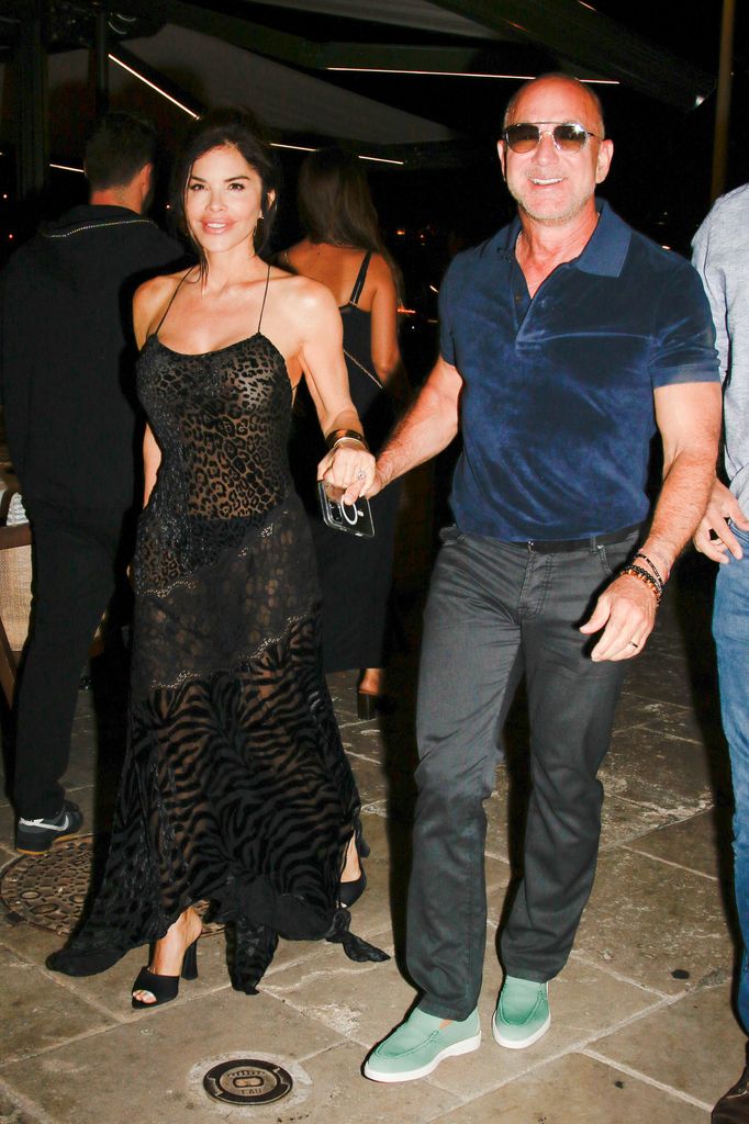 jeff bezos lauren sanchez france