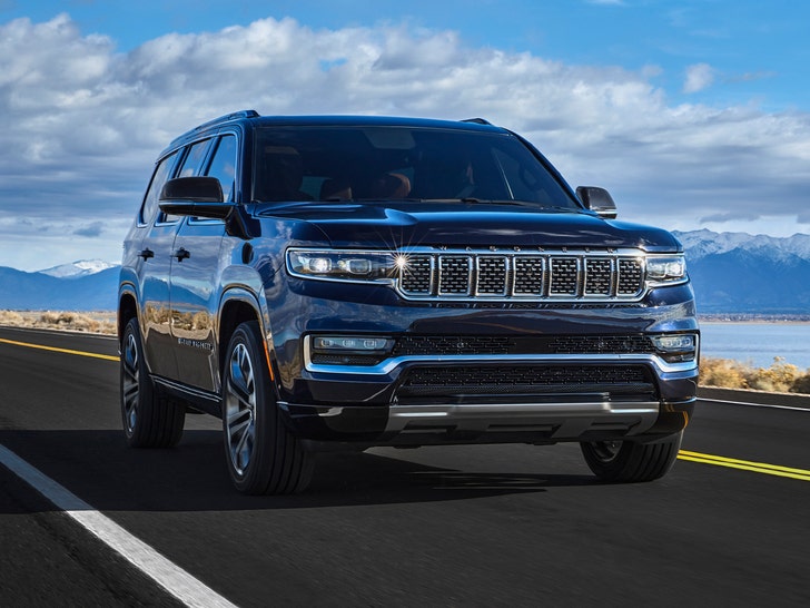 Kourtney-Hartenstein-jeep-1