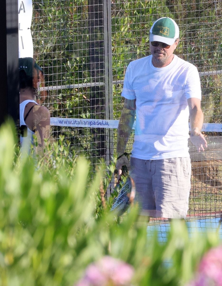 Hollywood icon Leonardo DiCaprio enjoyed a padel match with his girlfriend Vittoria Ceretti during their luxurious getaway in Sardinia. The 50-year-old actor showed his competitive side as he and Vittoria, 27, played against a group of friends.