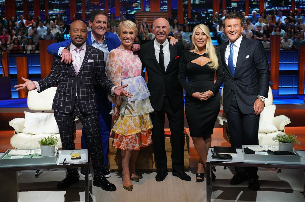 DAYMOND JOHN, MARK CUBAN, BARBARA CORCORAN, KEVIN O'LEARY, LORI GREINER, ROBERT HERJAVEC on Shark Tank