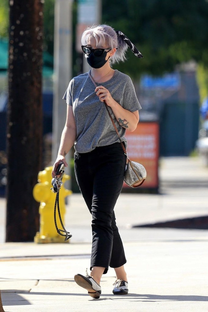 Kelly Osbourne Goes Casual