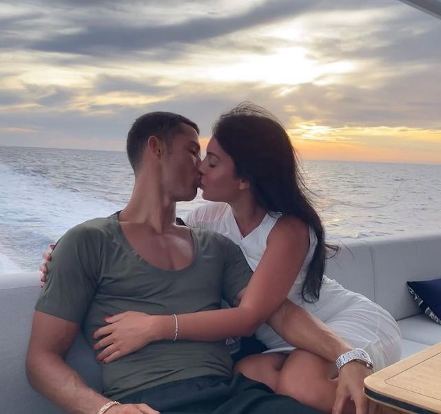 Cristiano Ronaldo and Georgina Rodríguez are getting married after nine years together and five children: "Yes, I do, in this life and in all my lives"