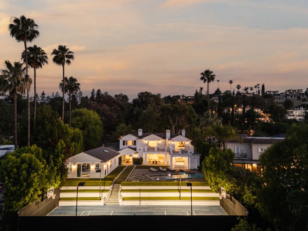 Drone shot of Vanessa Lachey's new home