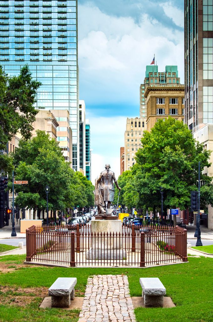 George Washington statue overlooks downtown Raleigh, North Carolina