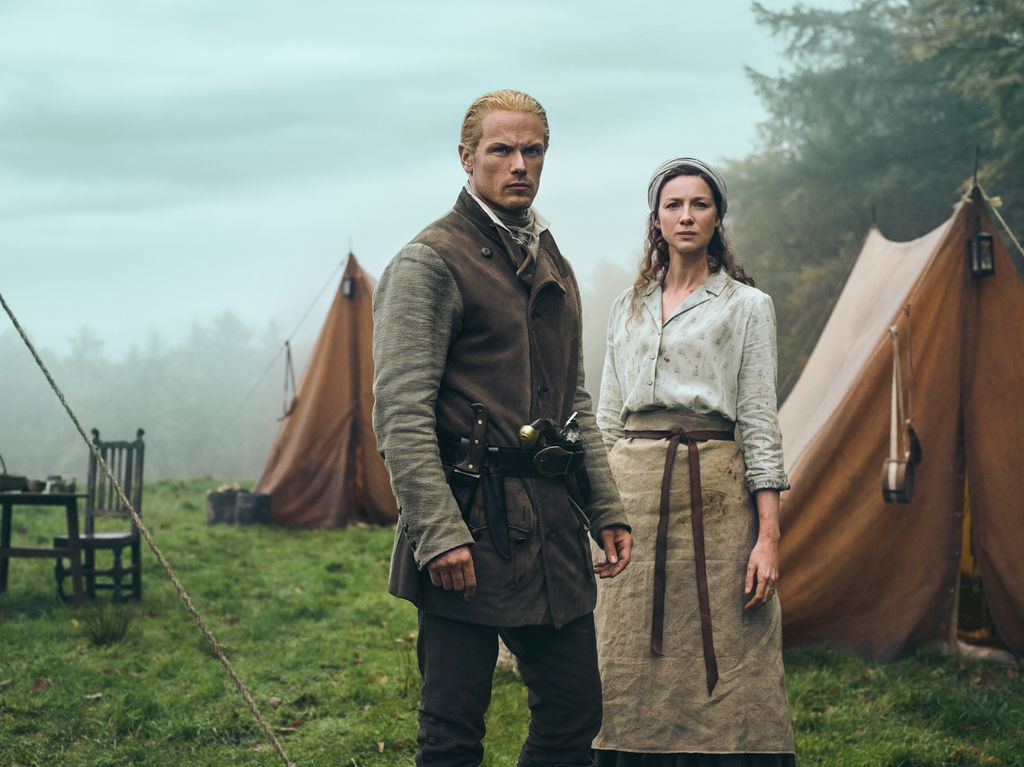 Sam Heughan and Caitriona Balfe in season seven