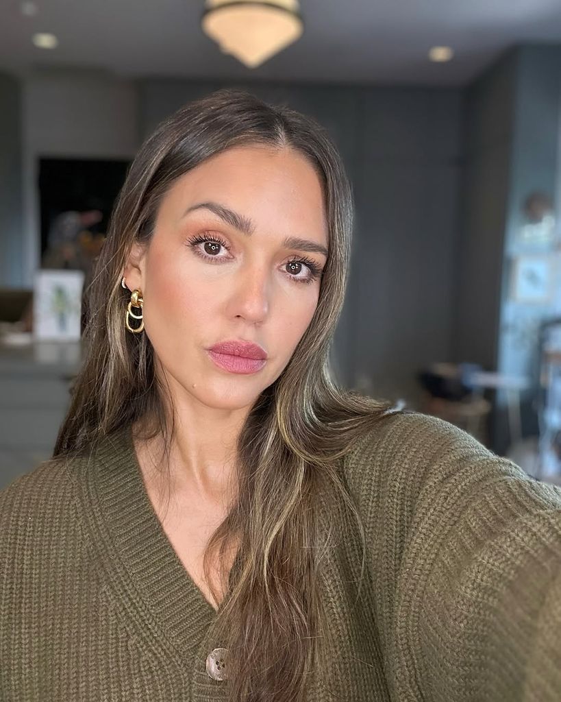 Jessica Alba posing in her home