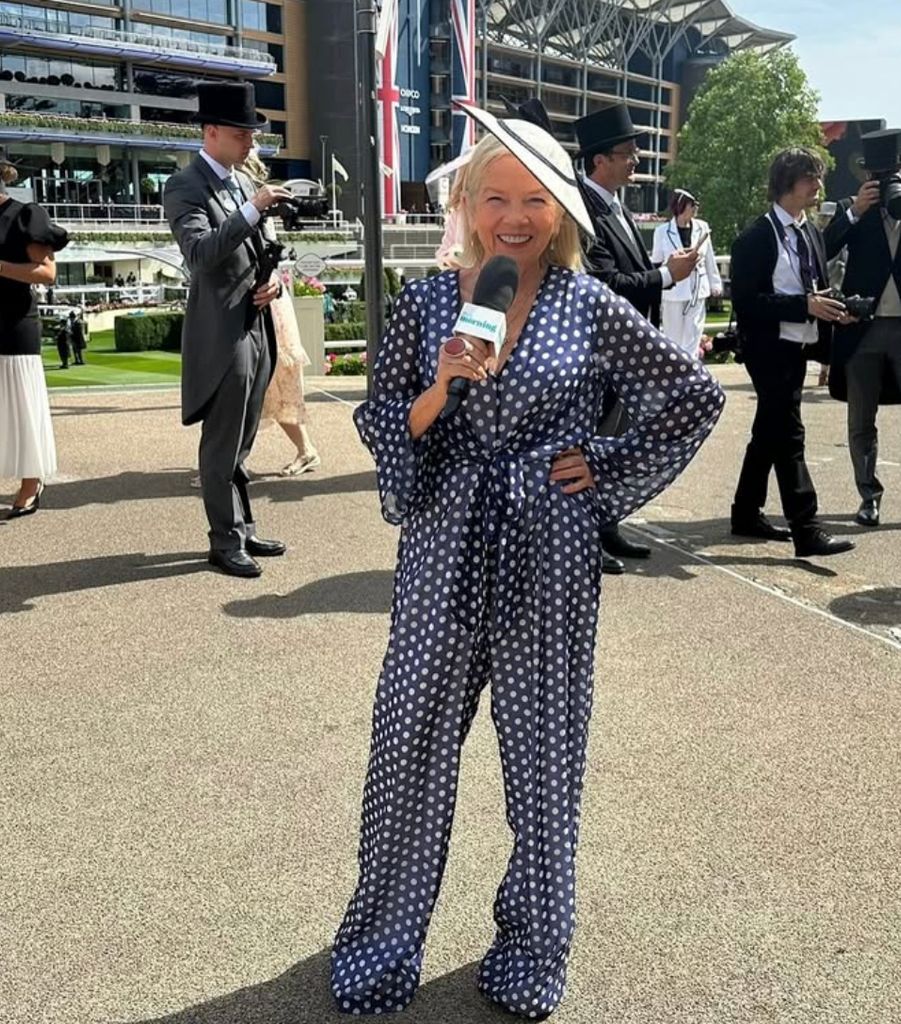 Jo's a big fan of the jumpsuit because "they are linear"