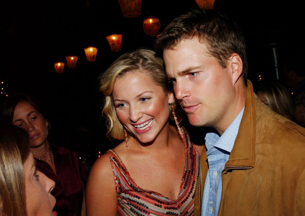 Jessica Capshaw & Chris O'Donnell celebrating their show The Practice in 2003