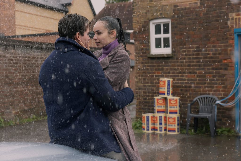 Corey Mylchreest as Jamie and Sofia Carson as Anna in My Oxford Year