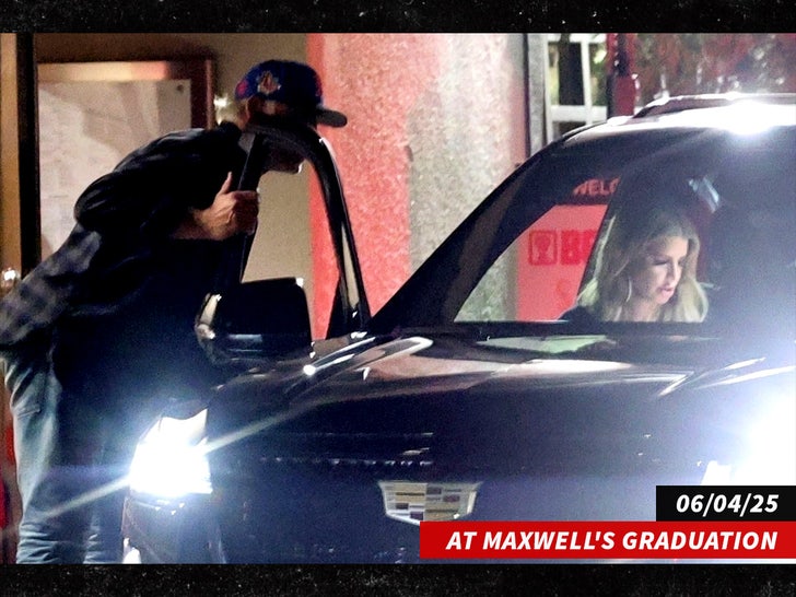 Eric Johnson and Jessica Simpson out for daughters graduation backgrid swipe 2