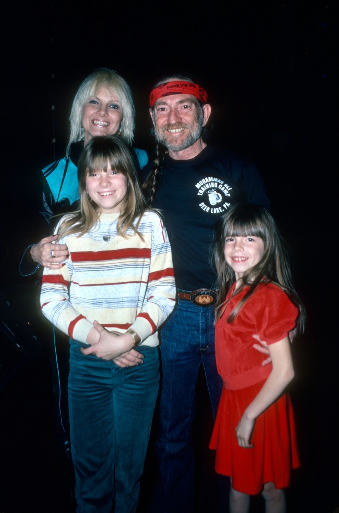 LAS VEGAS, NV - JUNE 18: Willie Nelson and his wife in 1980 Connie Koepke and their children Paula Carlene and Amy Lee (They divorced in 1988. Willie Nelson has married four times and fathered seven children) on June 18, 1980 in Las Vegas, Nevada (Photo Paul Harris/Getty Images)