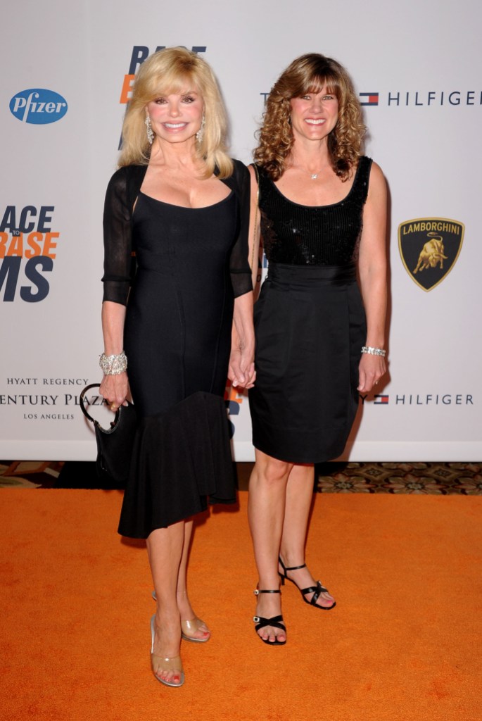 CENTURY CITY, CA - MAY 07:  Actress Loni Anderson and daughter Deidra Hoffman arrive at the 17th Annual Race to Erase MS event co-chaired by Nancy Davis and Tommy Hilfiger at the Hyatt Regency Century Plaza on May 7, 2010 in Los Angeles, California.  (Photo by Frazer Harrison/Getty Images)