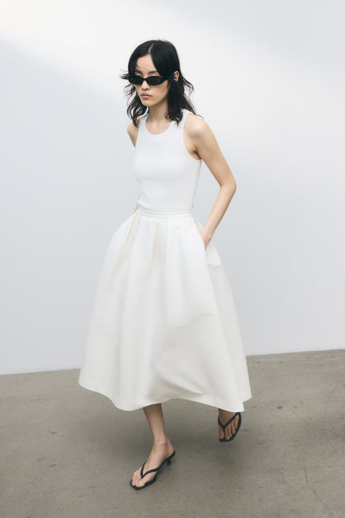 H&M white skirt