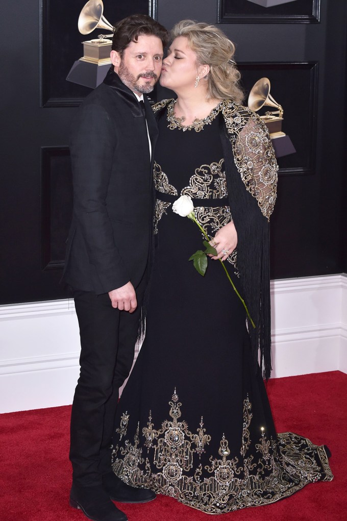 2018: Kelly Kisses Brandon At The Grammys