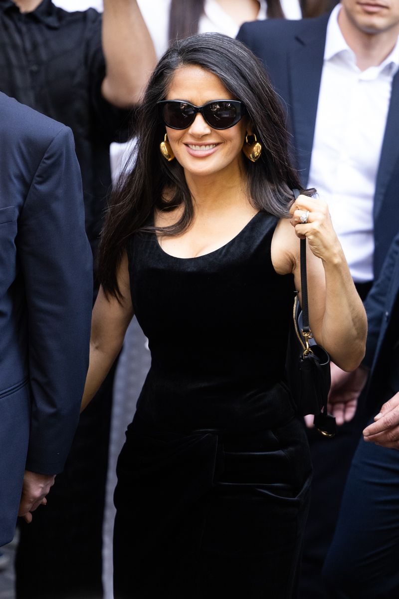 Salma Hayek has her friends over for the best summer plan: 'Life on the farm'
