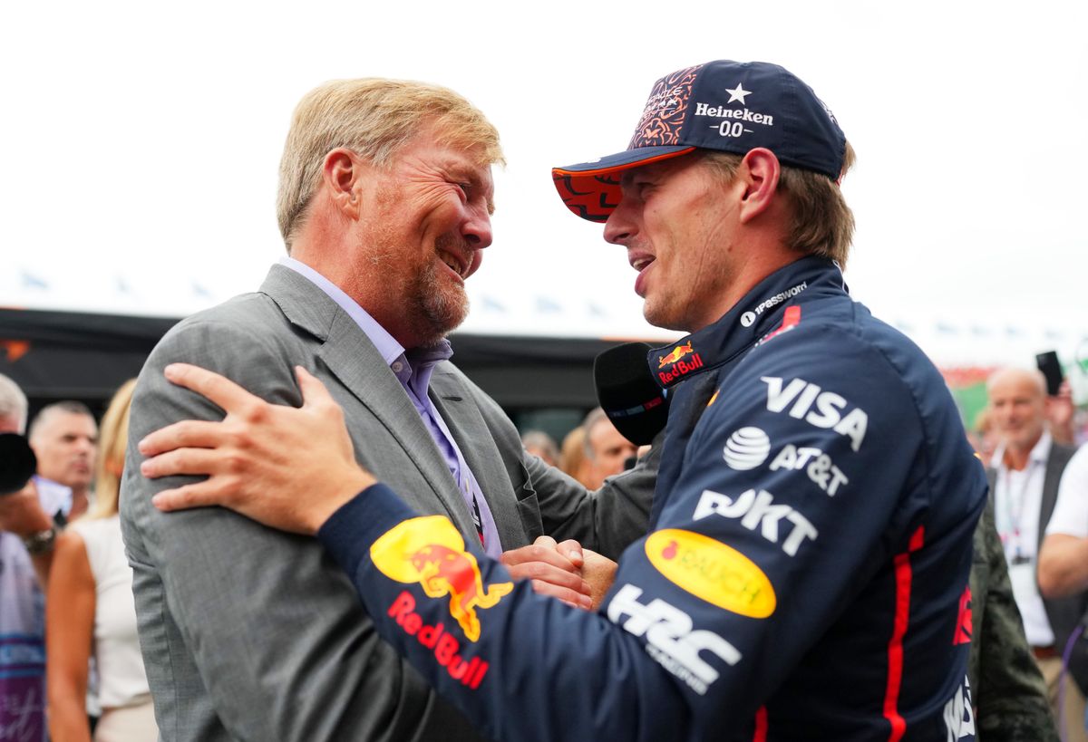 Max Verstappen of the Netherlands and Oracle Red Bull Racing talks with King Willem-Alexander of the Netherlands on the grid prior to the F1 Grand Prix of Netherlands 