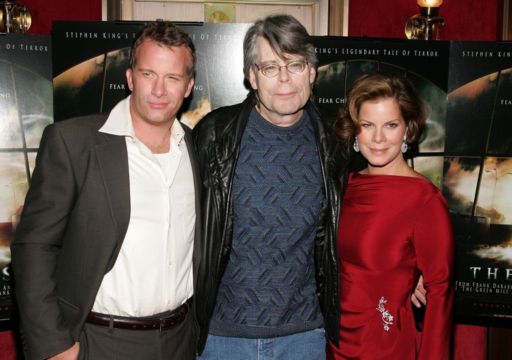 NEW YORK - NOVEMBER 12: Actor Thomas Jane, writer Stephen King and actress Marcia Gay Harden arrive at the premiere of "The Mist" presented by Fujifilm and Vault at the Ziegfeld Theater on November 12, 2007 in New York City. (Photo by Bryan Bedder/Getty Images)