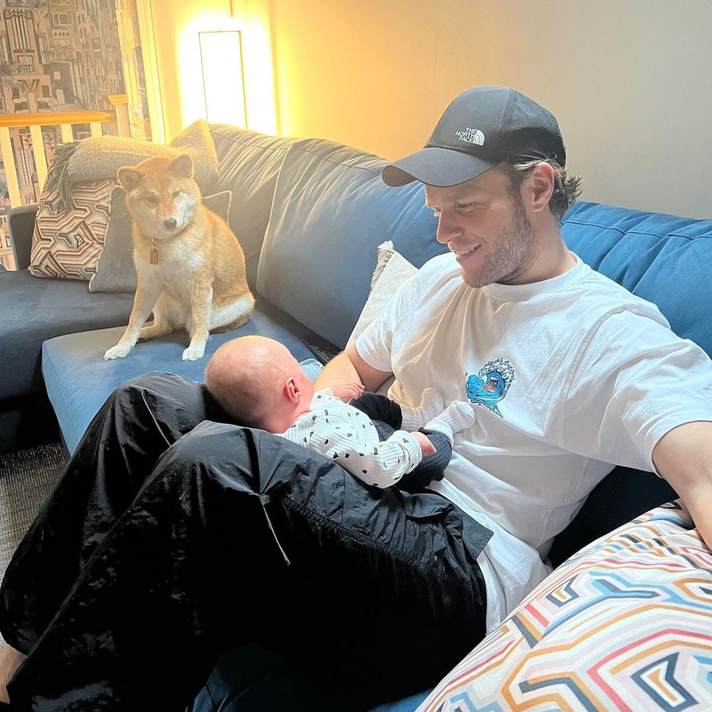 Olly Murs with baby daughter Madison and dog Missy