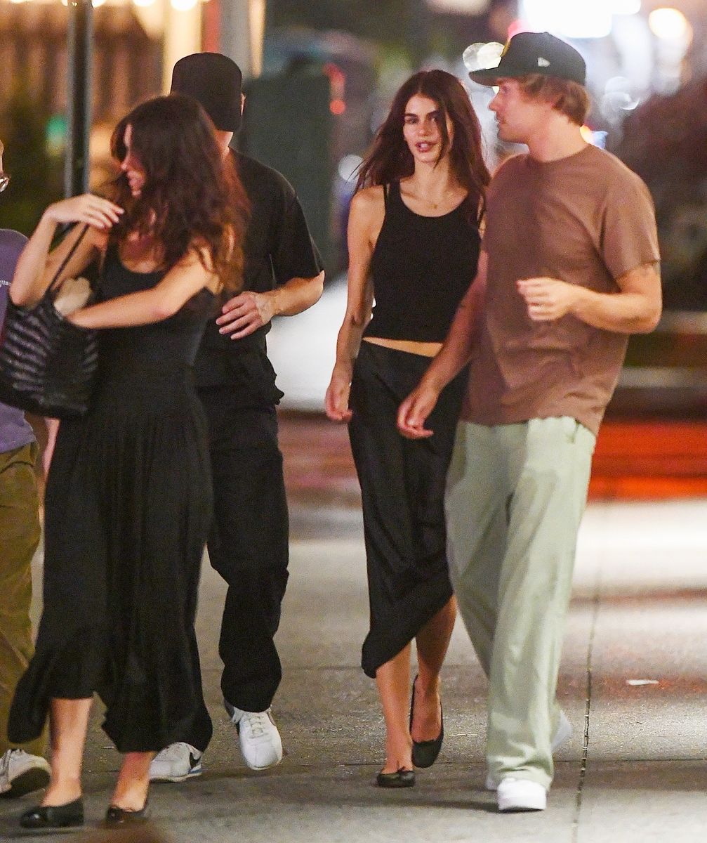 Kaia with then-boyfriend Austin Butler, and Camila with Cole Bennett.