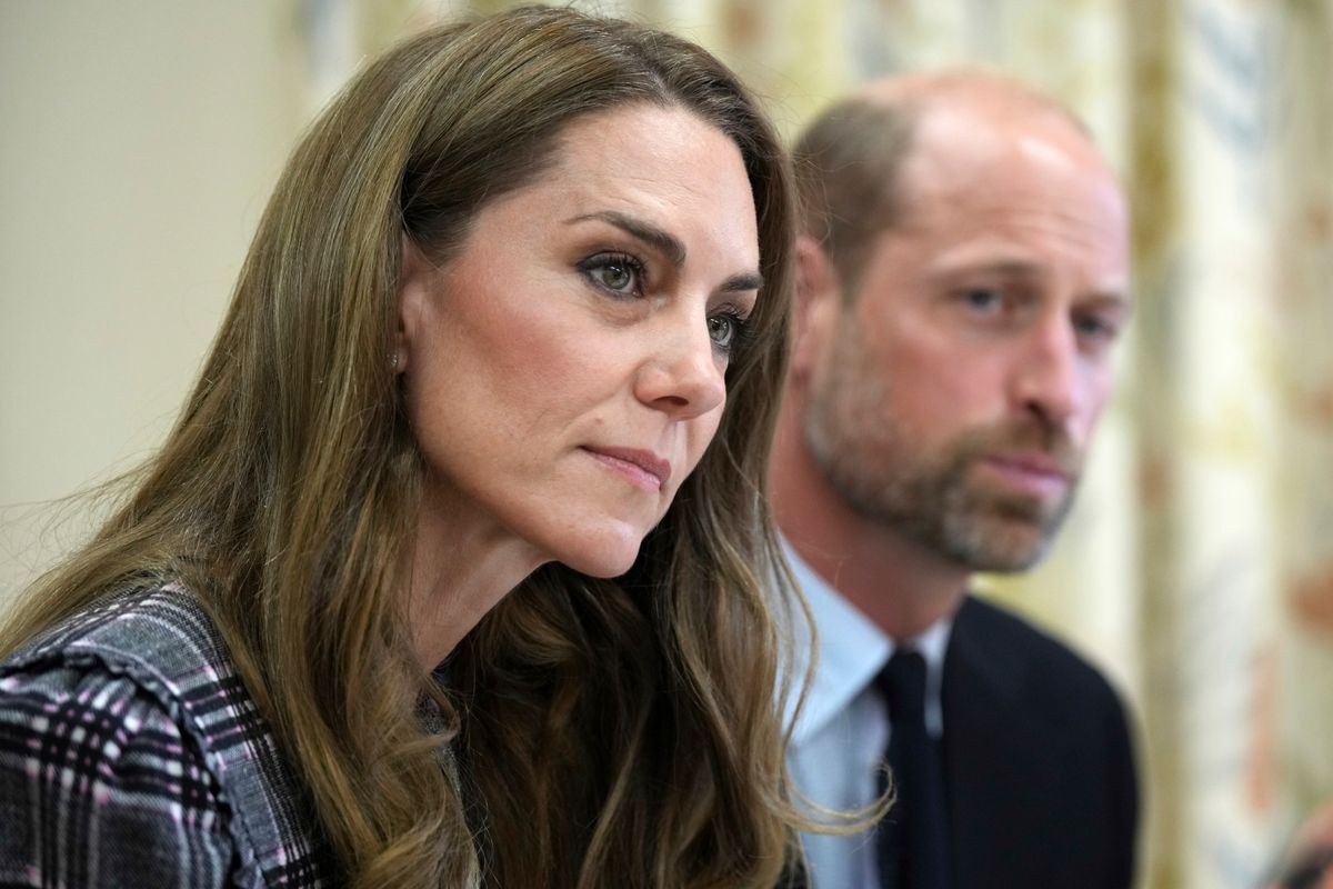 
Kate Middleton Back with Prince William: Steals Spotlight from Harry's 2025 London Visit


