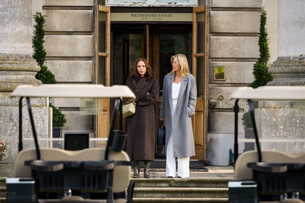  Lorna Gibbons (CARMEN EJOGO) & Juliet Lonsdale (EVE BEST)