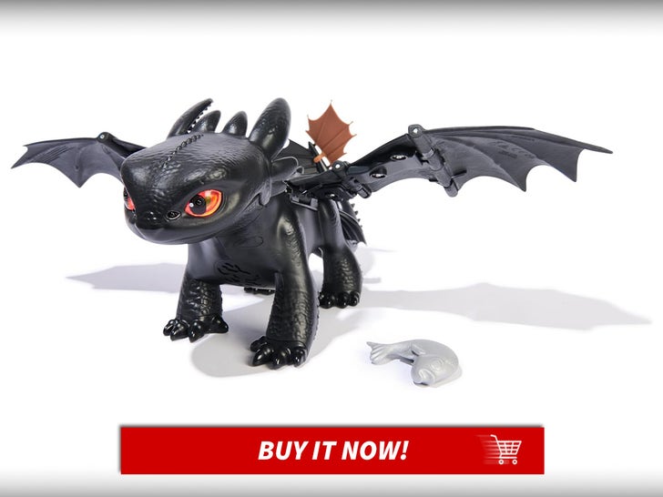 Tame-And-Train-Interactive-Toothless-Gift-Guide-Toys-MAIN