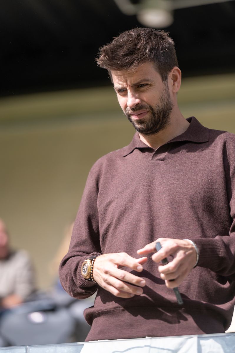 Gerard Piqué, owner of FC Andorra, was seen enjoying a football match with his girlfriend, and the outing wasn’t just any game. 