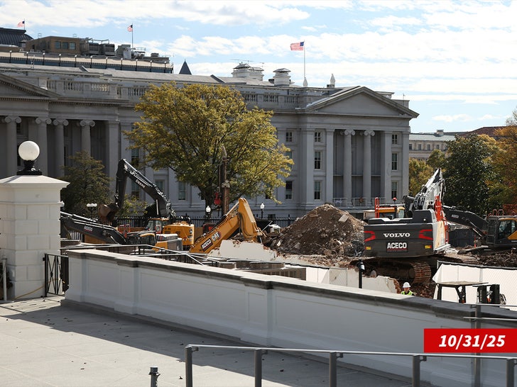 white house renovations sub getty swipe 1