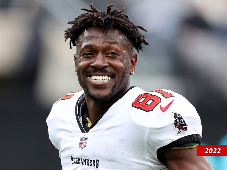 antonio brown sub getty swipe 3