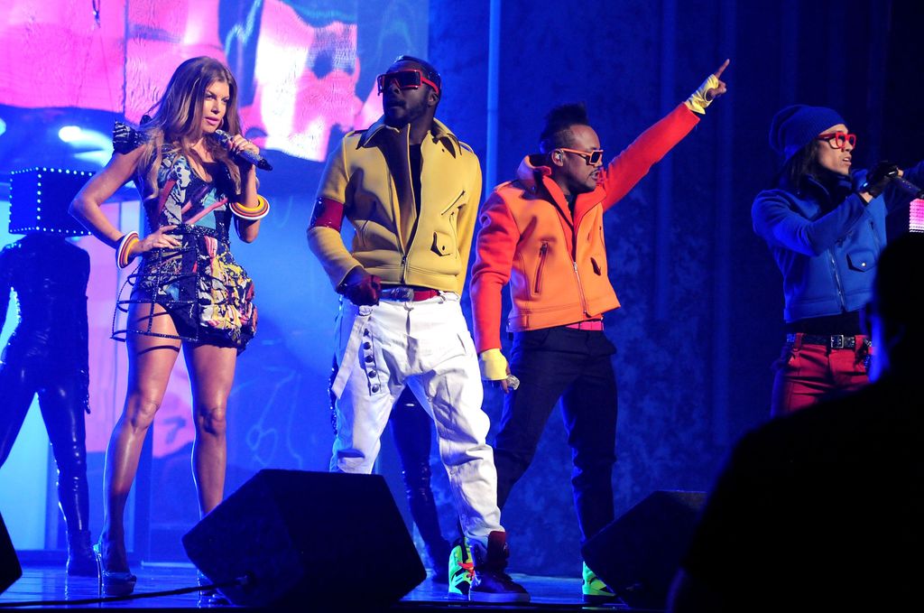 fergie black eyed peas performing