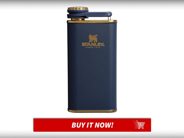 Classic-Easy-Fill-Wide-Gift-Guide-Stanley-Cups-MAIN