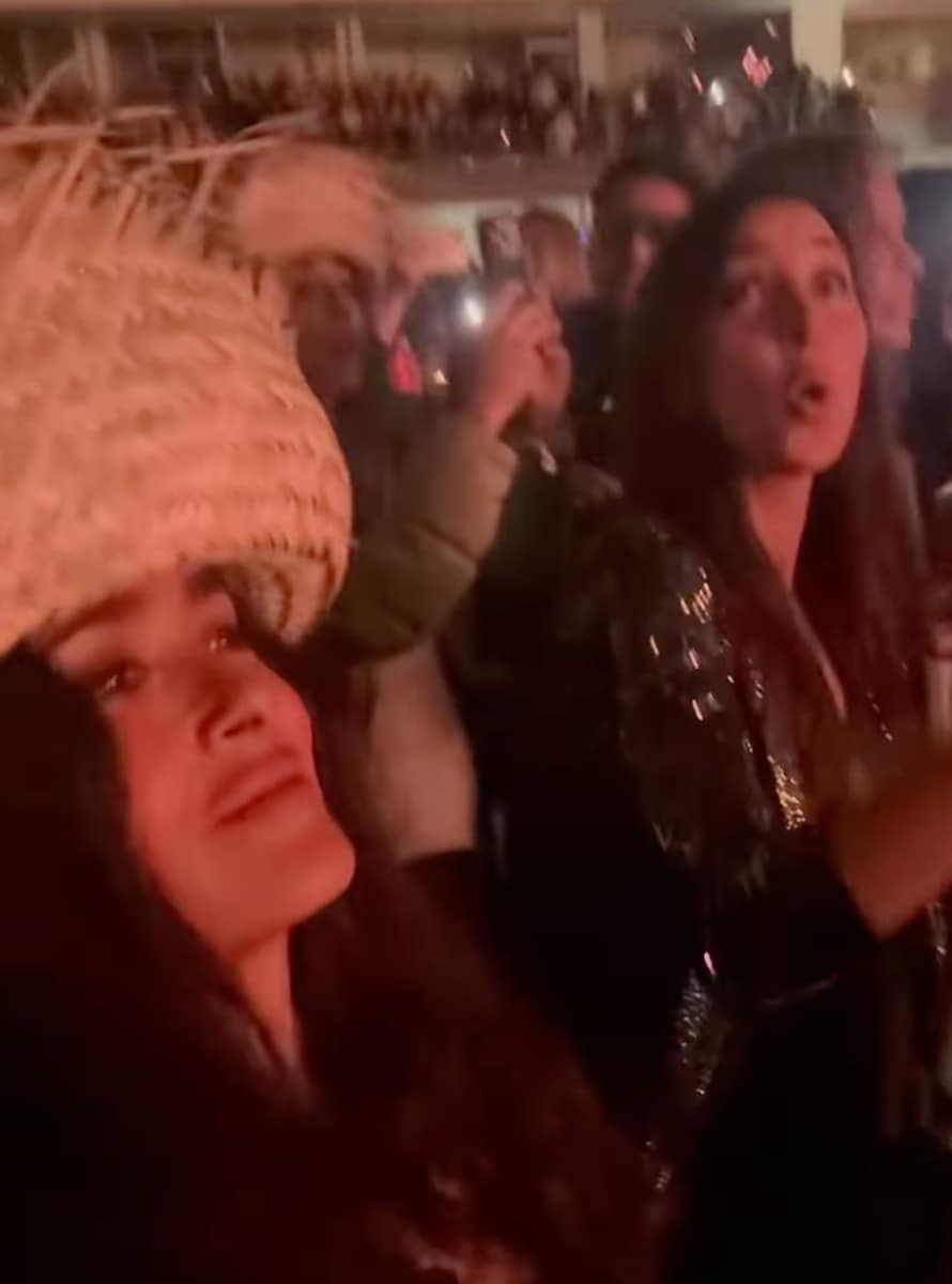 Seeing her back in Mexico, vibing alongside Bad Bunny, added an emotional layer to the night.