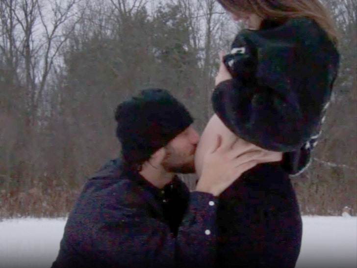 hailee steinfeld josh allen sub beausociety