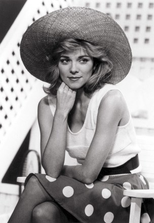 Editorial use only. No book cover usage.Mandatory Credit: Photo by Gladden/Kobal/Shutterstock (5883547c)Kim CattrallMannequin - 1987Director: Michael GottliebGladden EntertainmentUSAFilm Portrait
