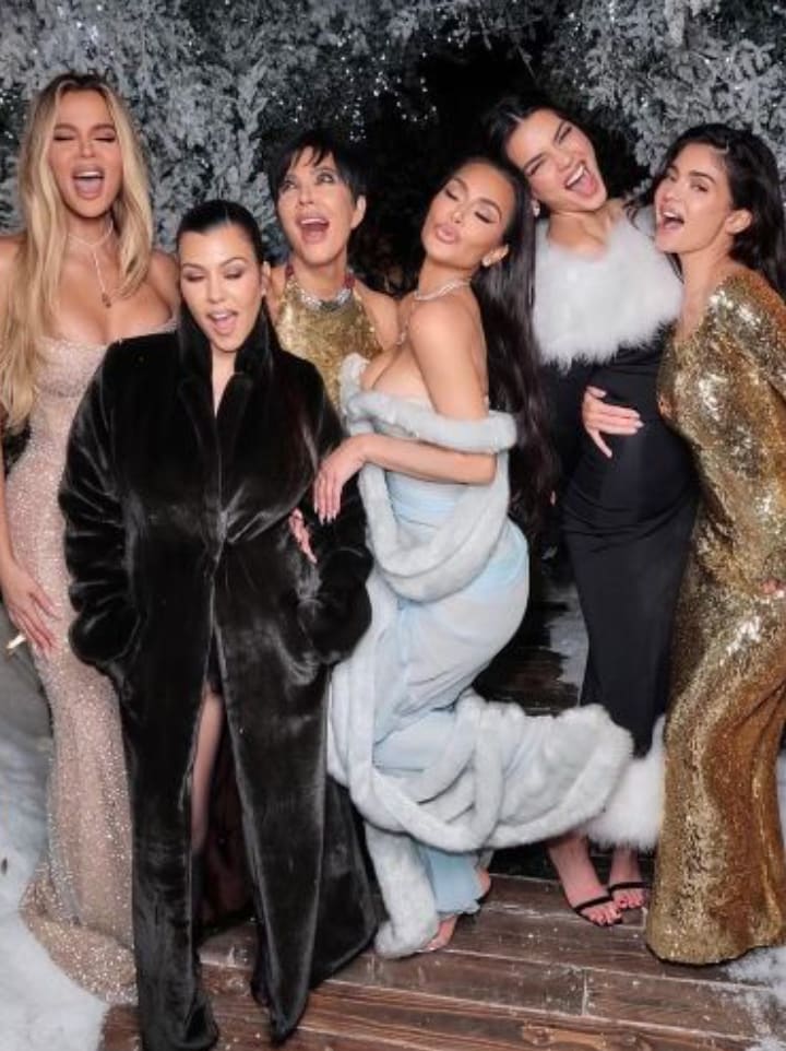 Khloé and Kris Jenner opened up about the inner workings of the extravaganza, co-hosted by the Kardashian-Jenner siblings.