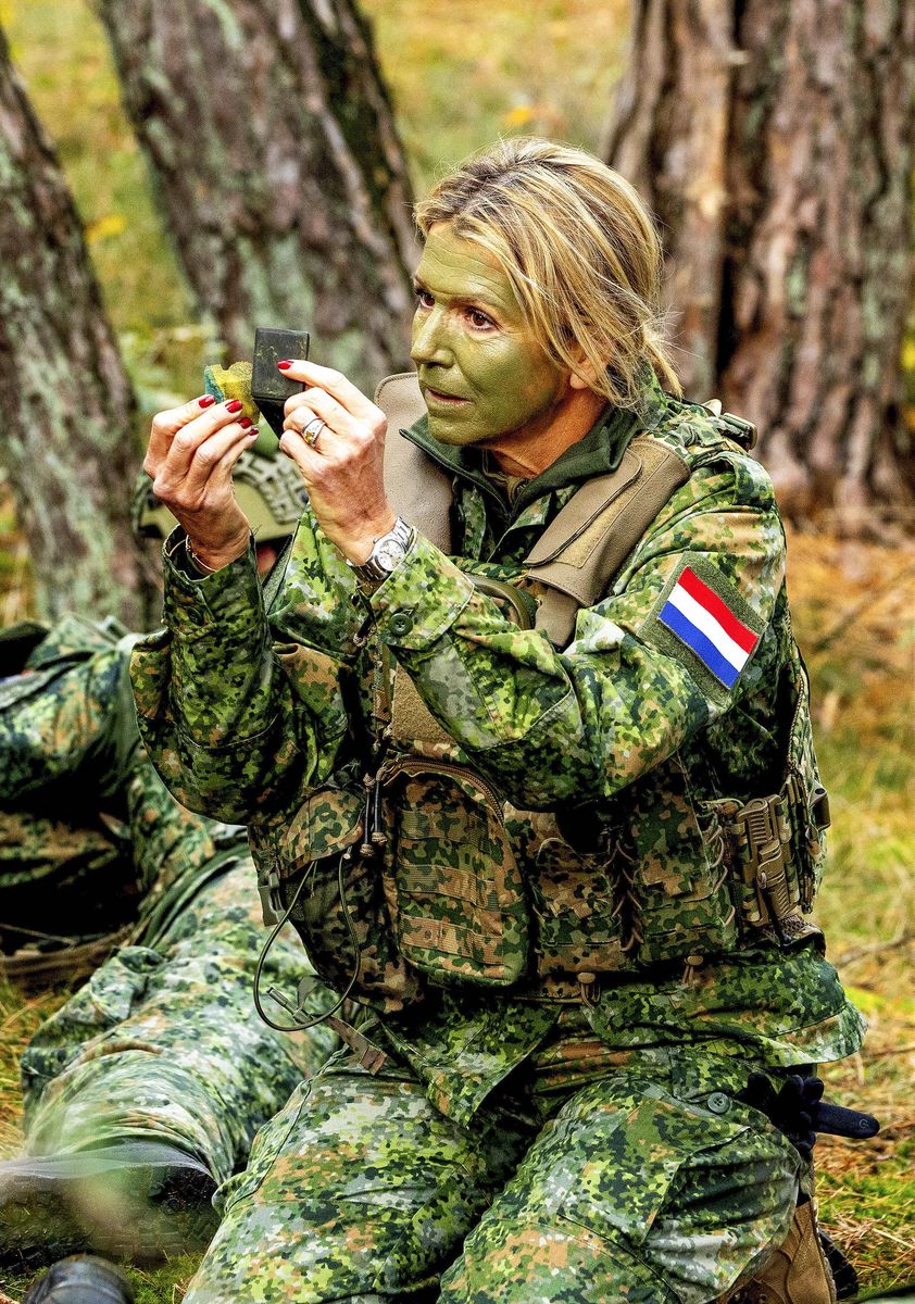 Queen Maxima visited the Care under Fire (CUF) training at the Royal Netherlands Marechaussee Security Officer course