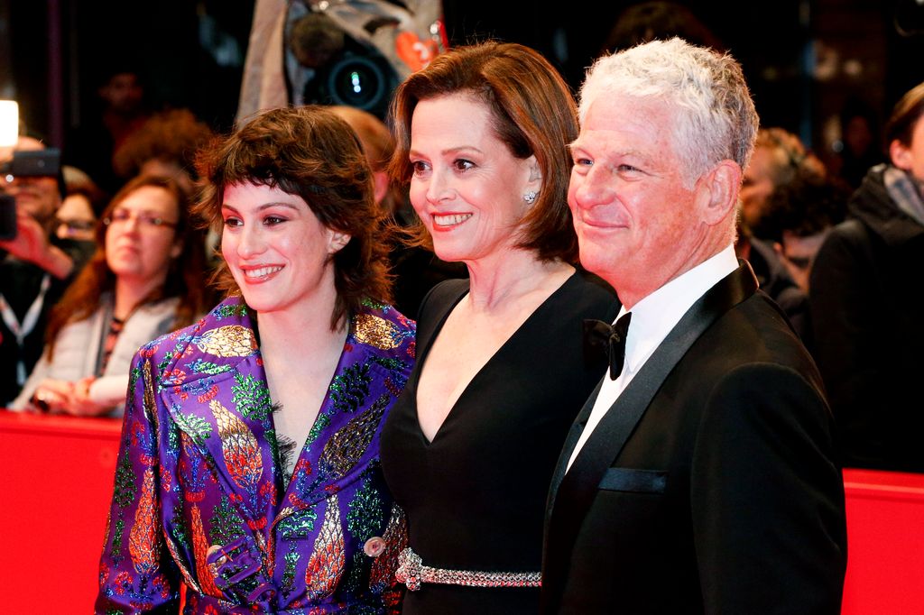 sigourney weaver family red carpet