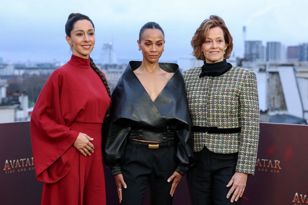 avatar cast oona chaplin zoe saldana sigourney weaver