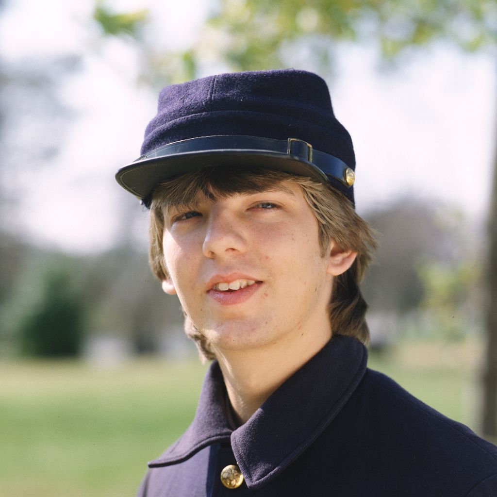 David W. Harper as Jim-Bob Walton