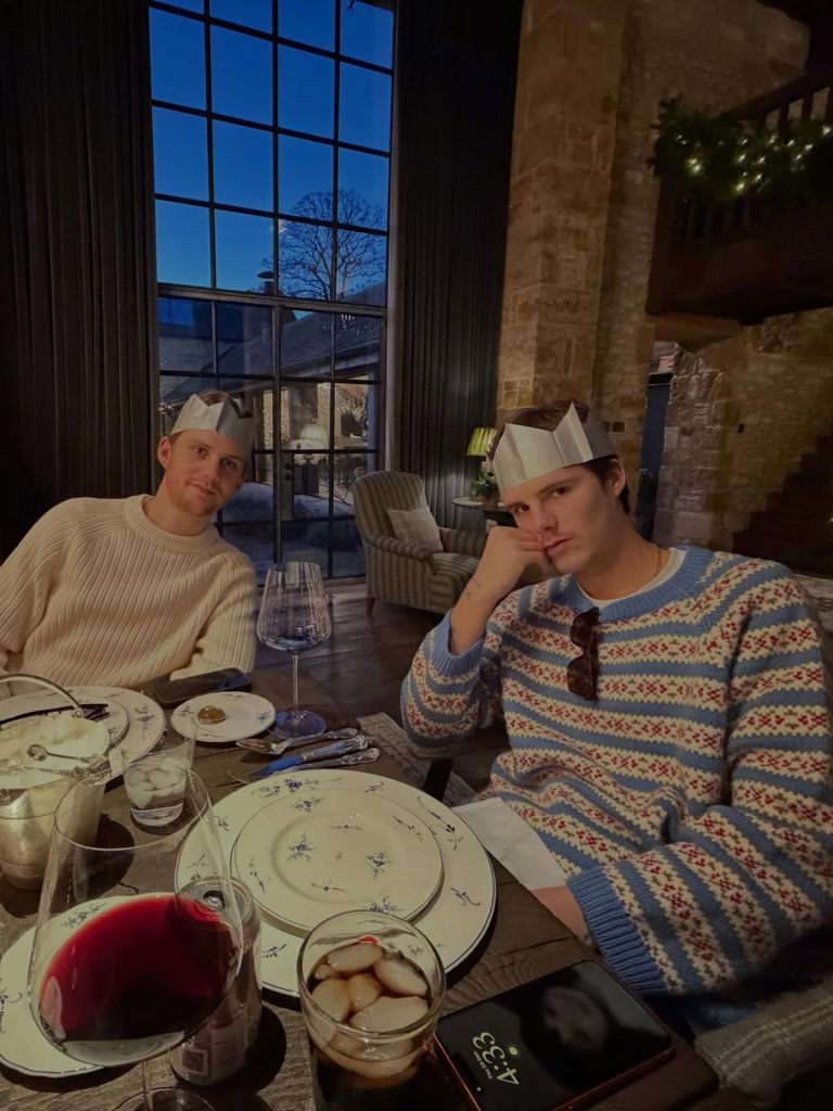 Jackie Apostel Cruz Beckham table