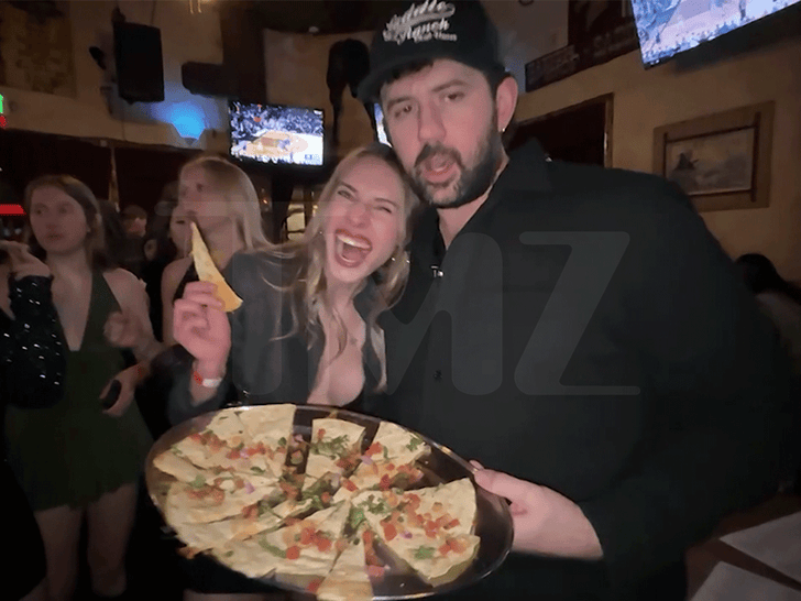011226_tmz_after_dark_miss_nikki_baby_love_island_quesadilla_primary