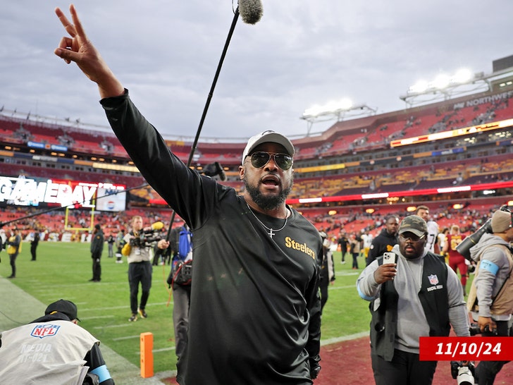 mike tomlin sub getty swipe 1