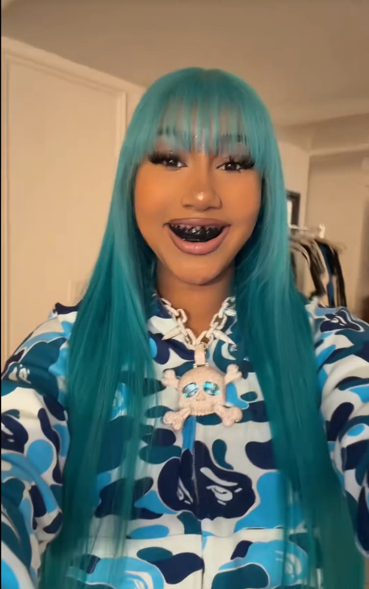 North showed off the diamond necklace her mom gifted her for Christmas