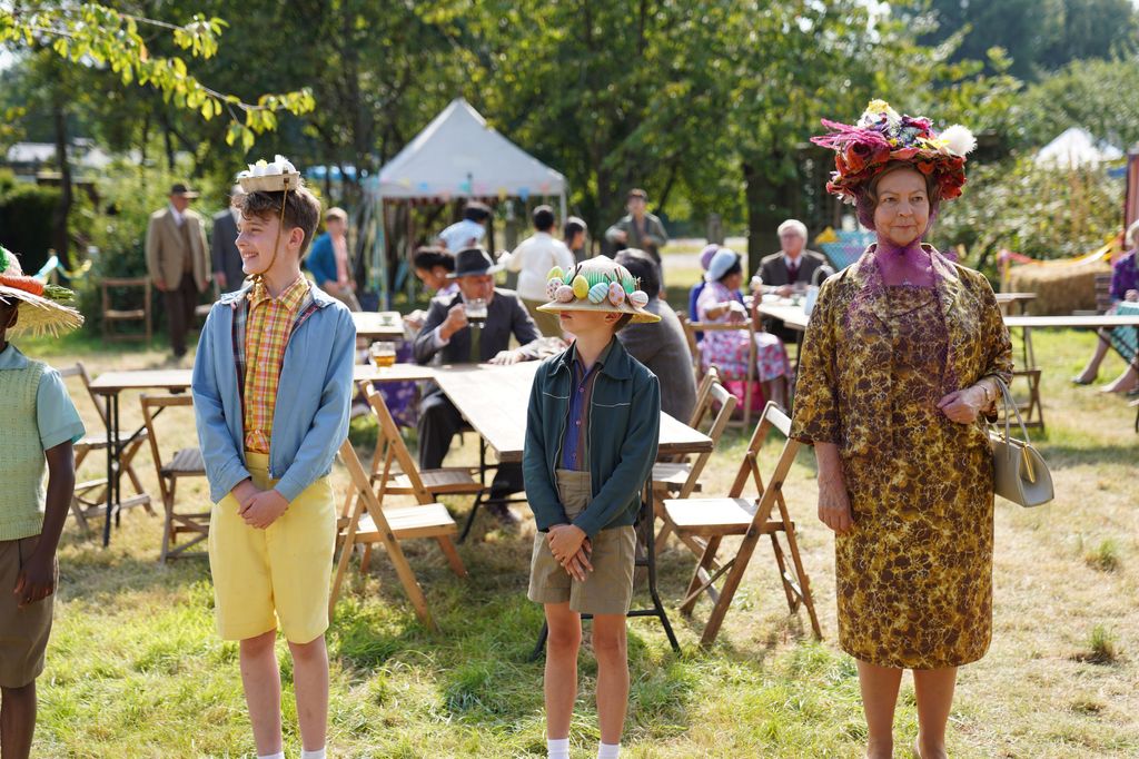 Who stars in Grantchester season 10?