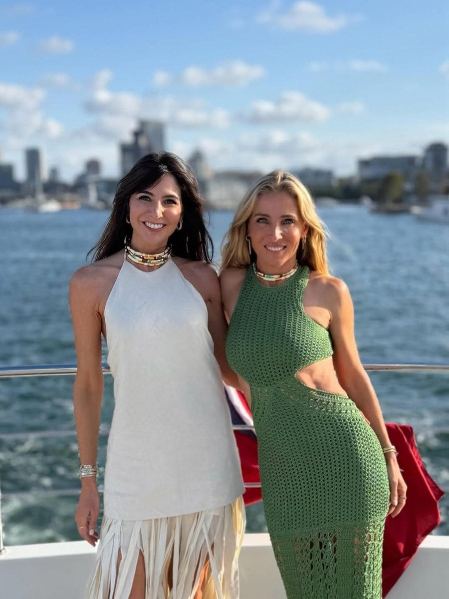 Pataky wore a striking green dress for the occasion