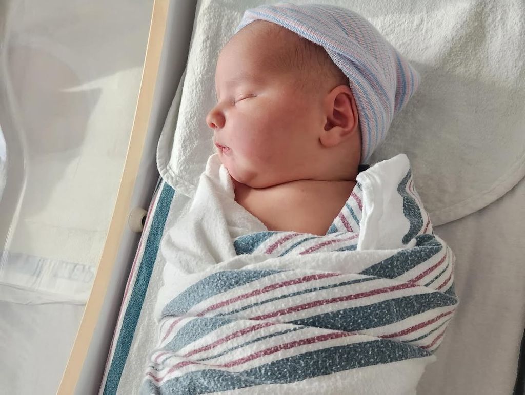 Baby Ransom makes a party of five for the family