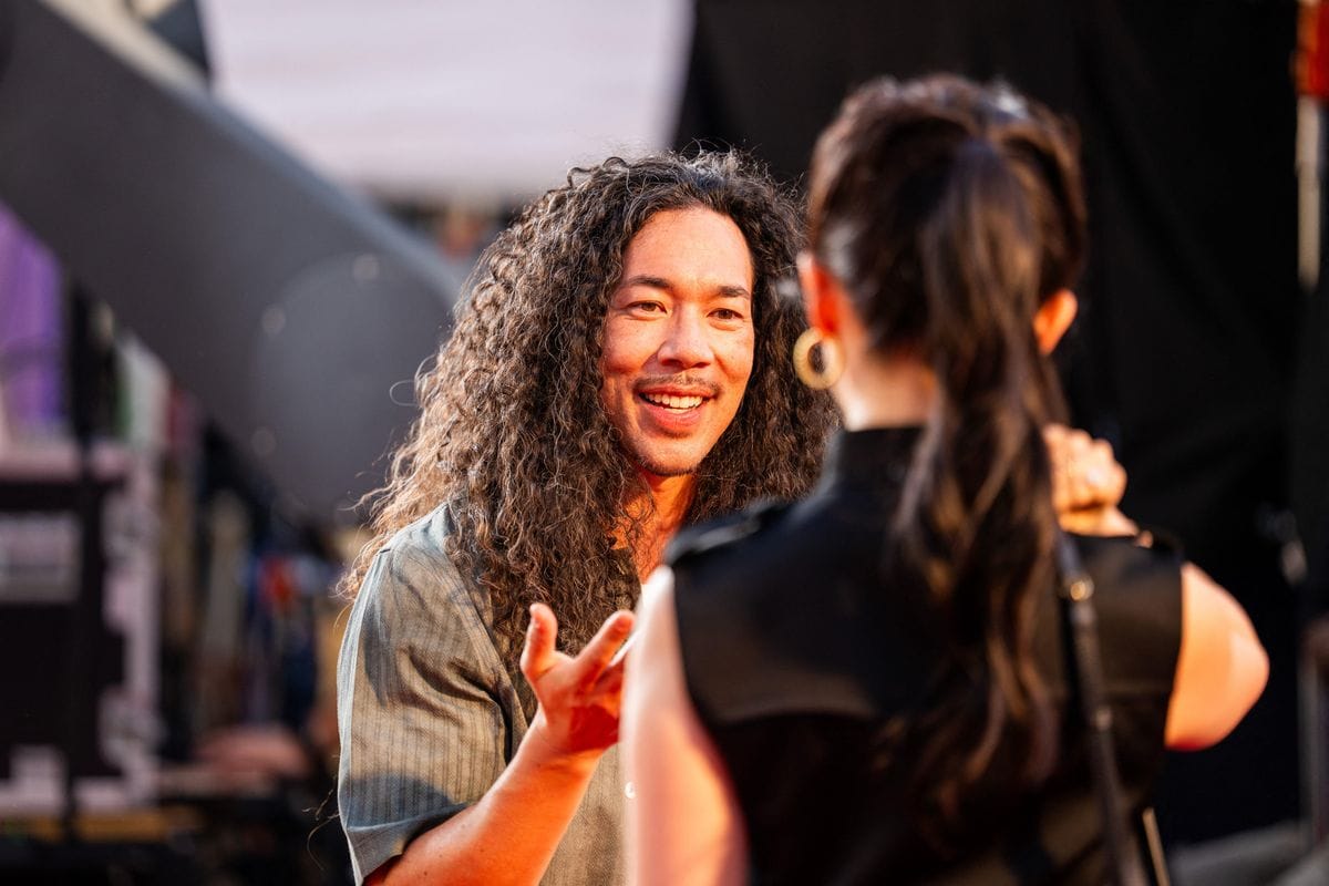 The controversy only grew louder when 'RuPaul’s Drag Race' alum Morphine weighed in, alleging dismissive treatment during a Glambot shoot at the Emmys.