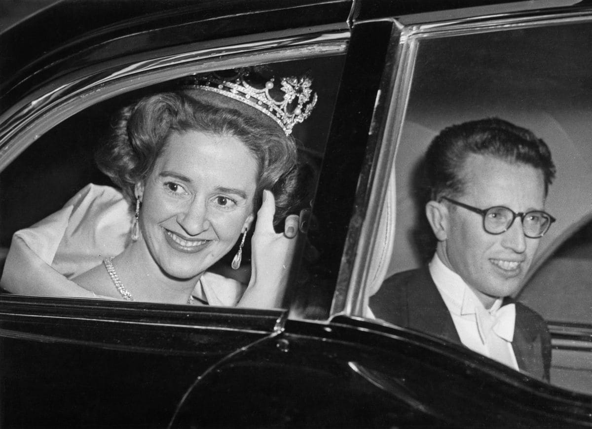 King Baudouin of Belgium (1930 - 1993) and Queen Fabiola of Belgium wave to crowds after their wedding ceremony, Brussels, 15th December 1960. 