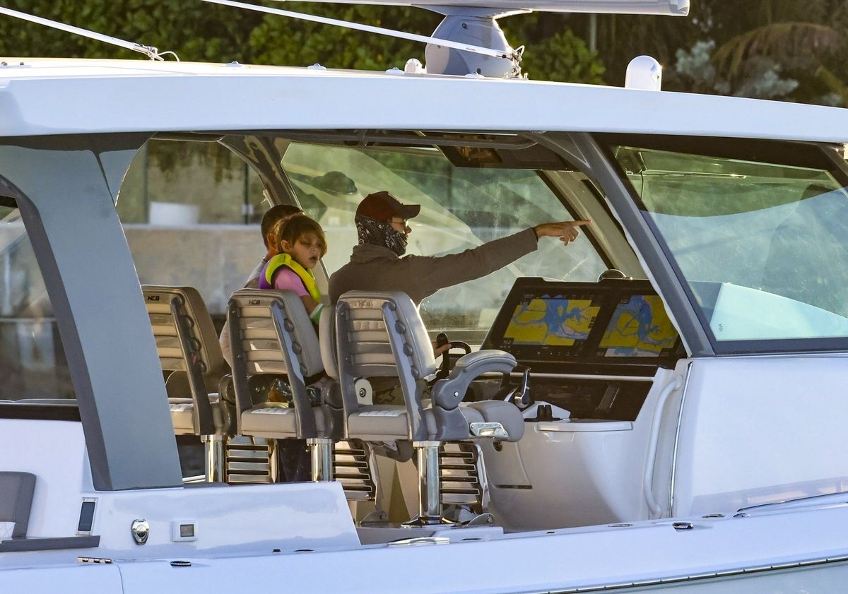 Enrique Iglesias and Nicholas.