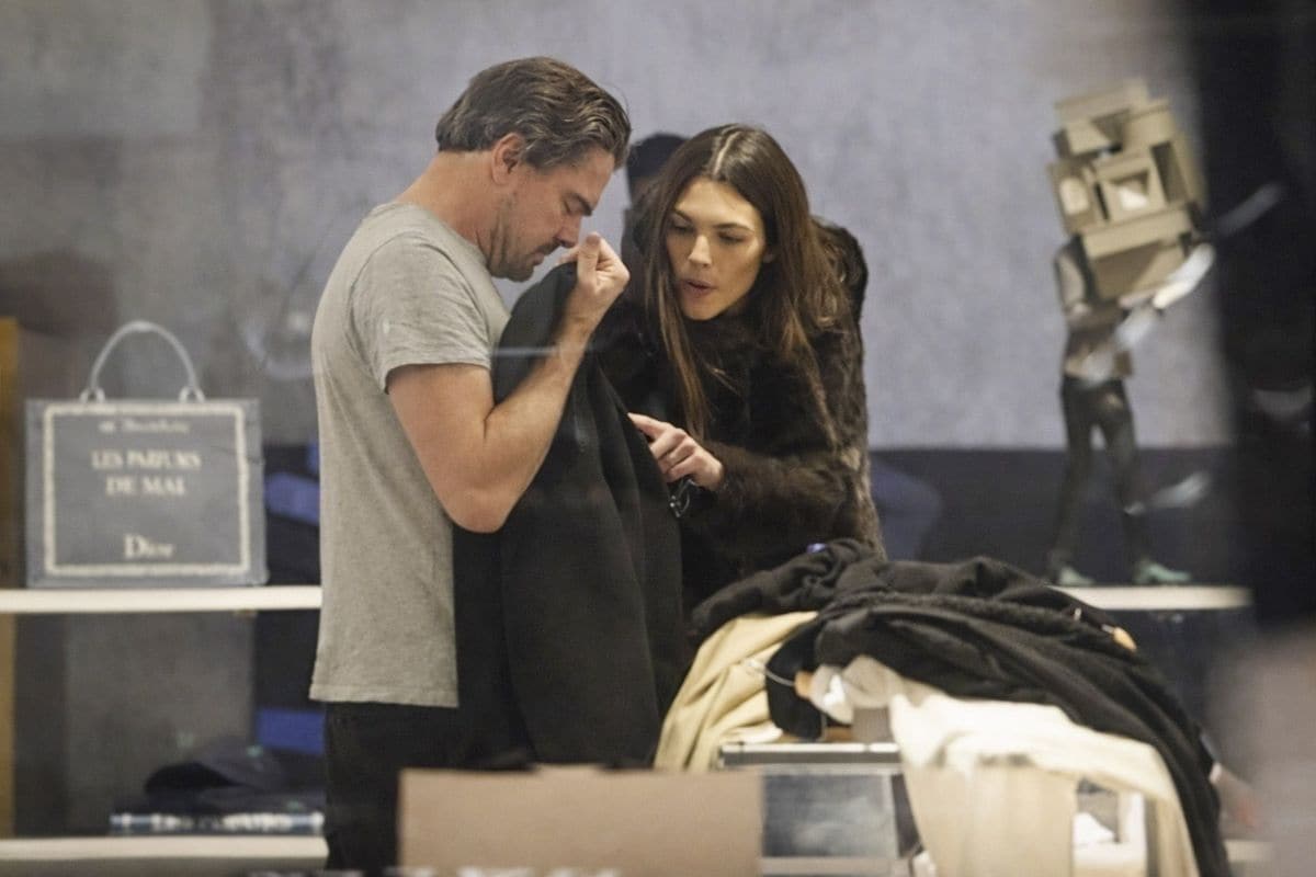 Ceretti offered her advice to DiCaprio, checking the garments price tags and showing him different items